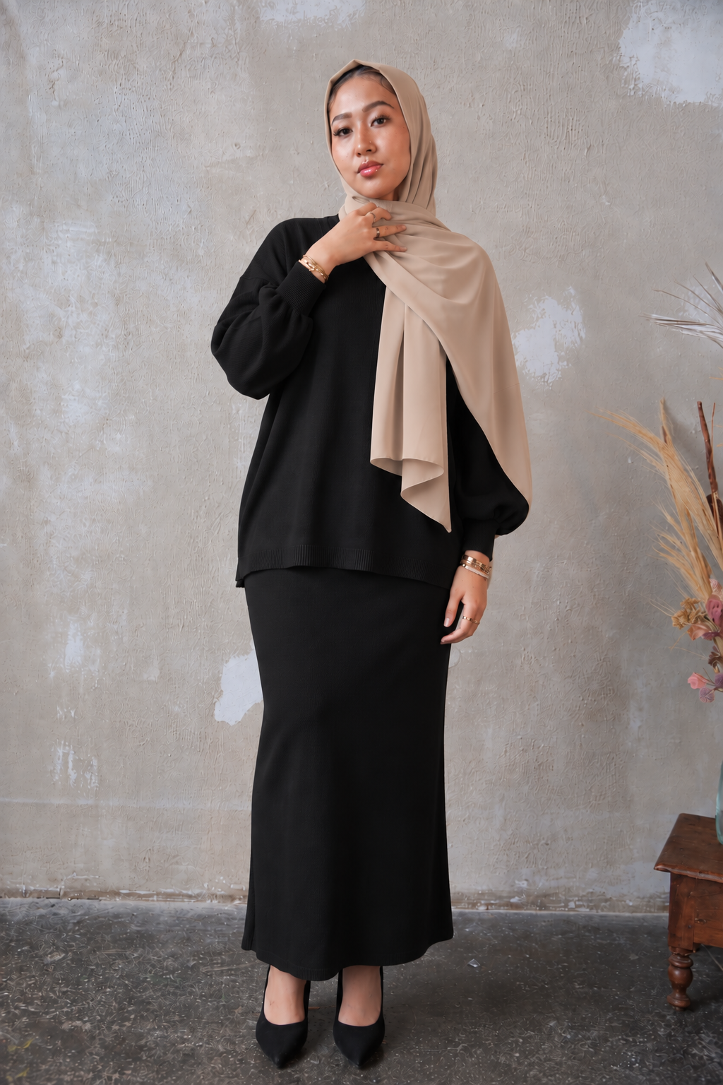 Sweat Shirt & Skirt Set