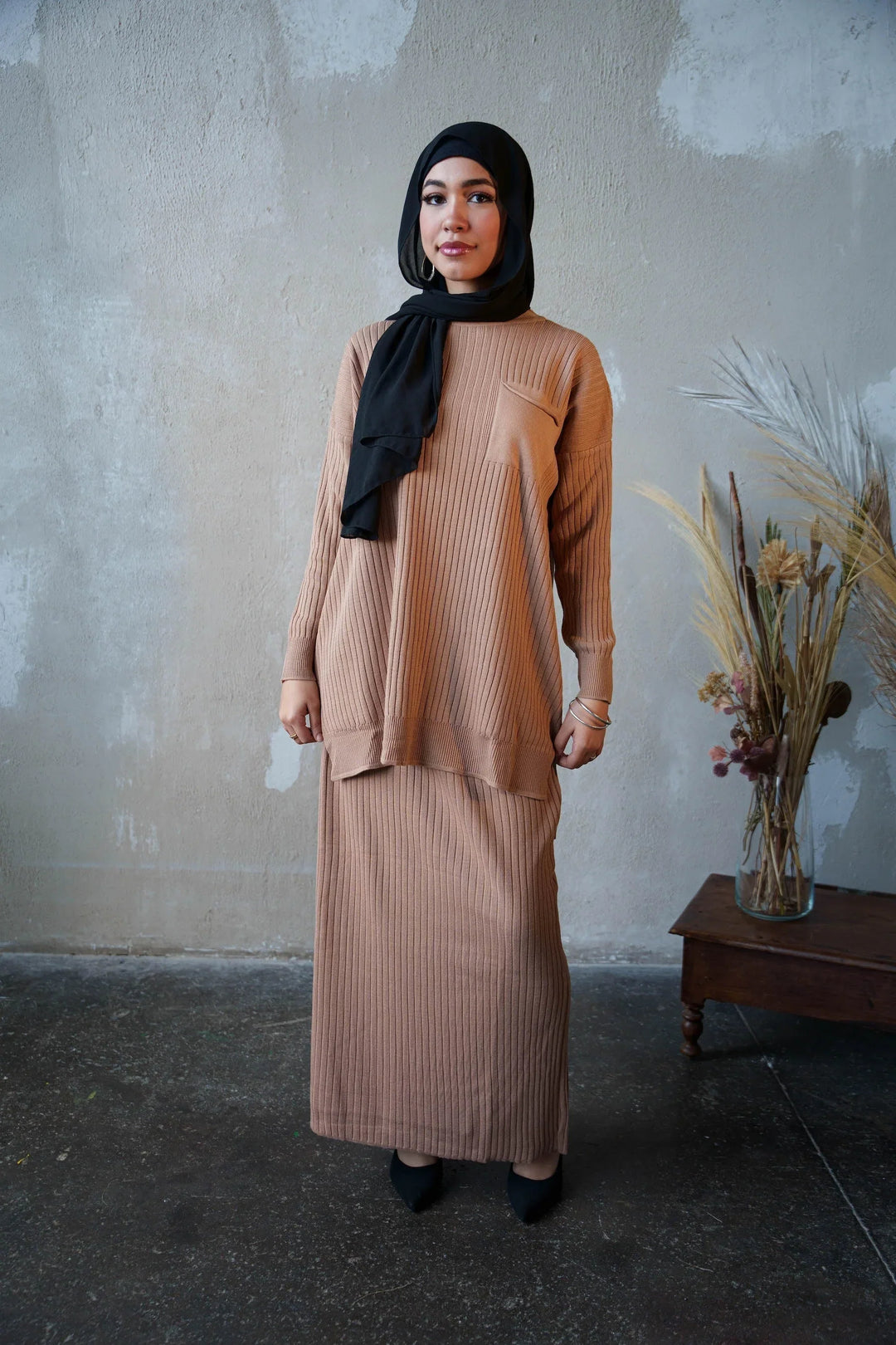 Beige Sweater & Skirt Set - One Size S-XL / Beige