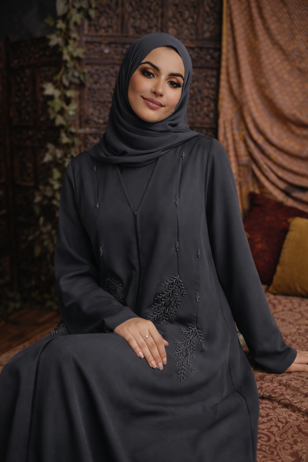 Appliqué Floral Abaya