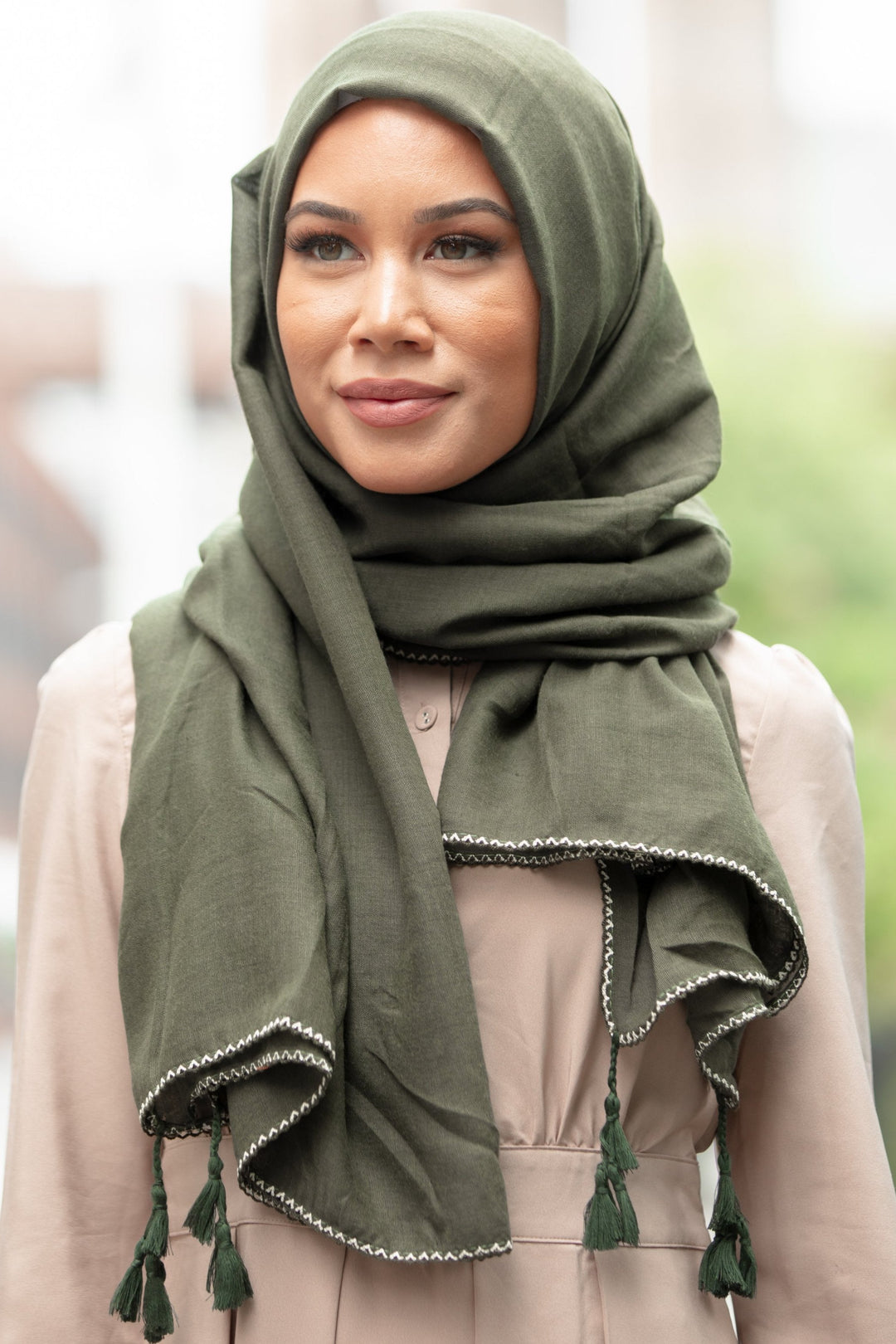 Green Tassel Cotton Hijab - Urban Modesty