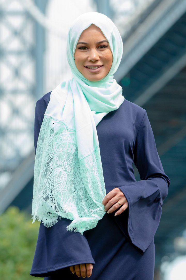 Lace Trim Cotton Hijab (More Colors Available) - Urban Modesty