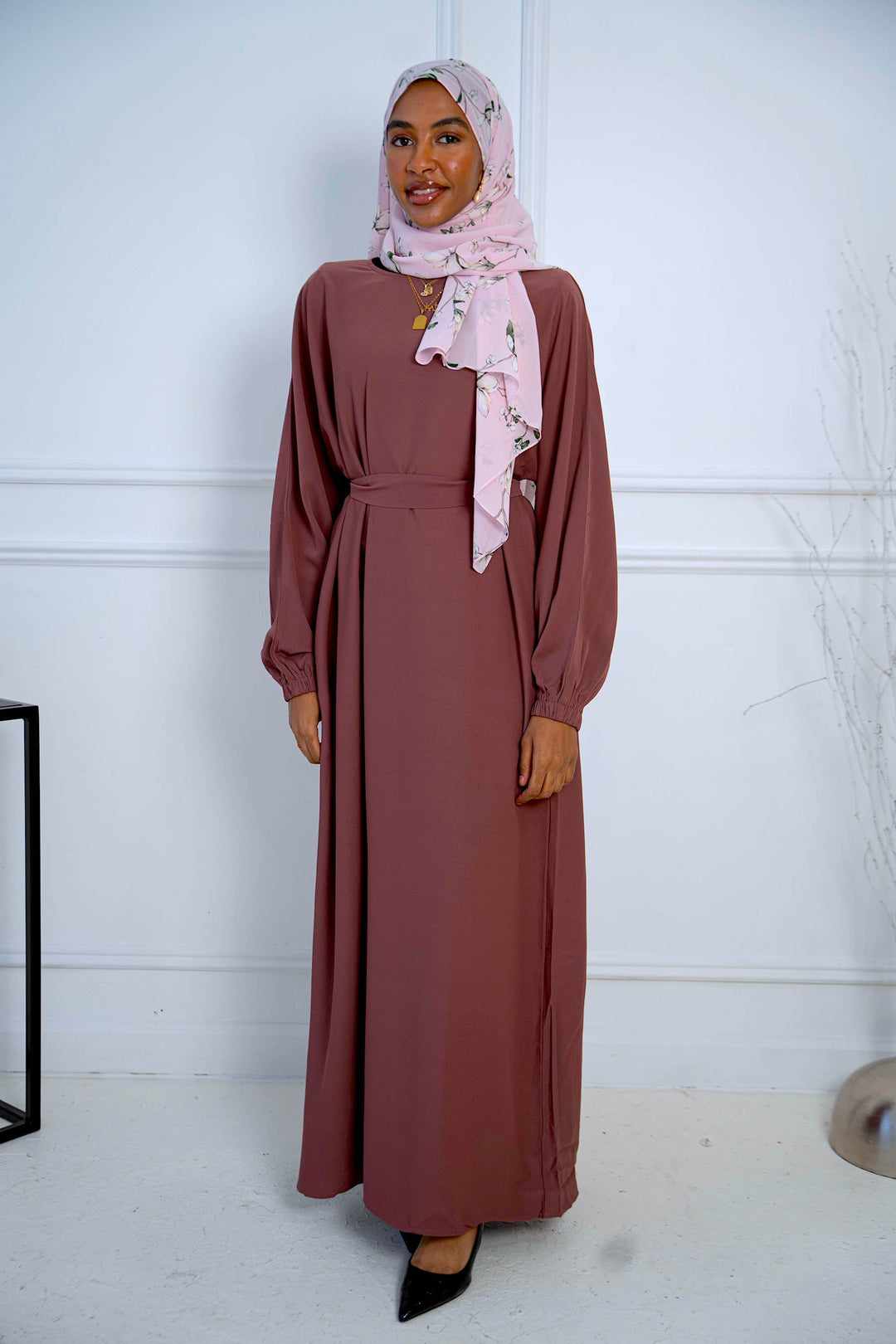 Mauve Elastic Cuffed Sleeves Abaya - Urban Modesty