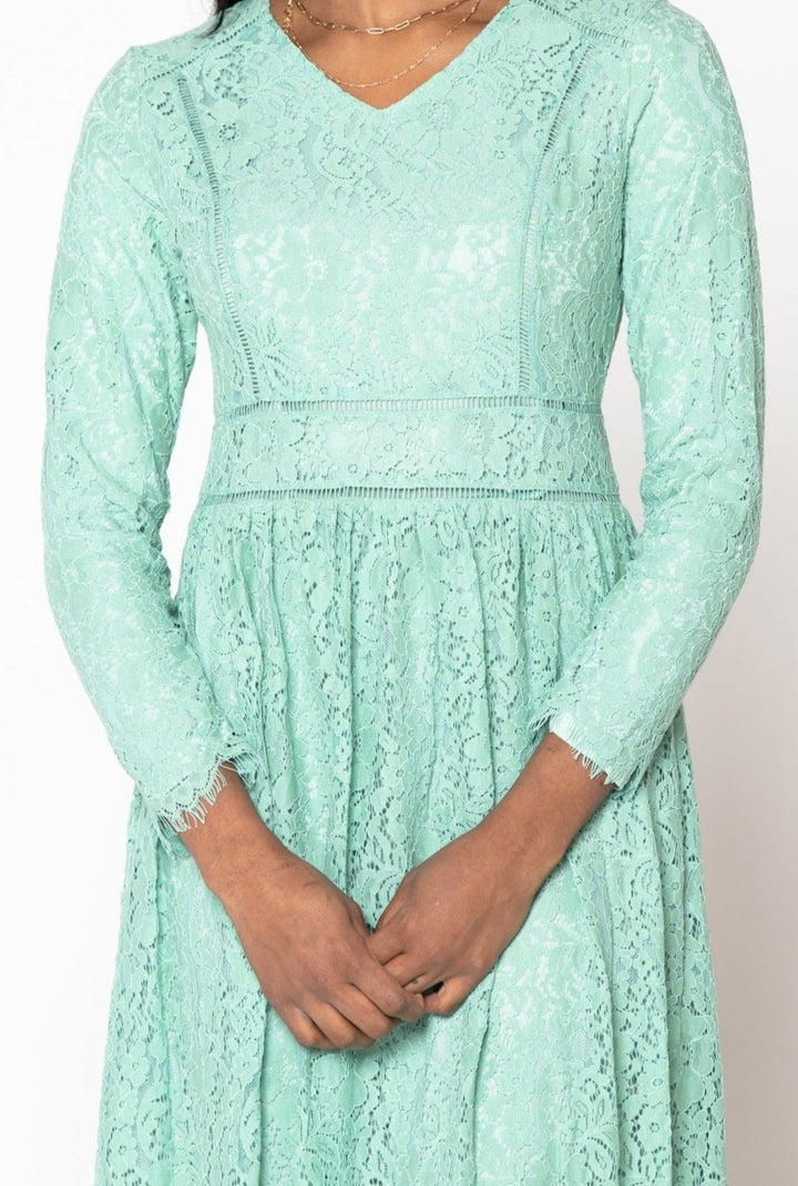 Mint Zahra Lace Long Sleeve Maxi Gown - Urban Modesty