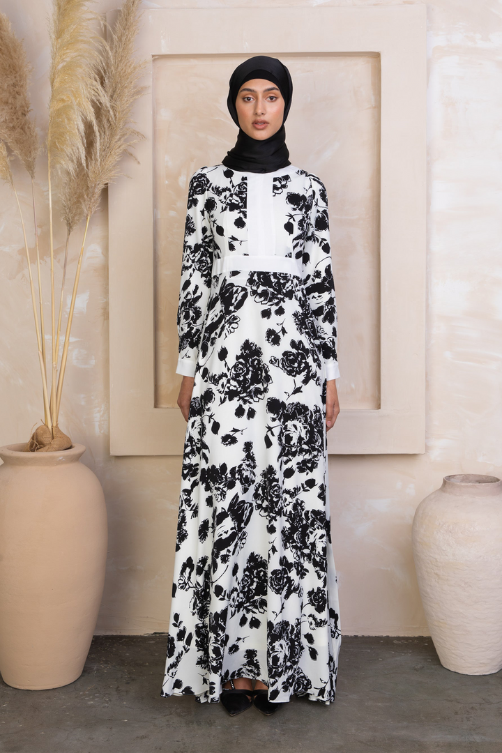 Black and White Floral Maxi Dress with Sleeves featuring a stylish white floral design