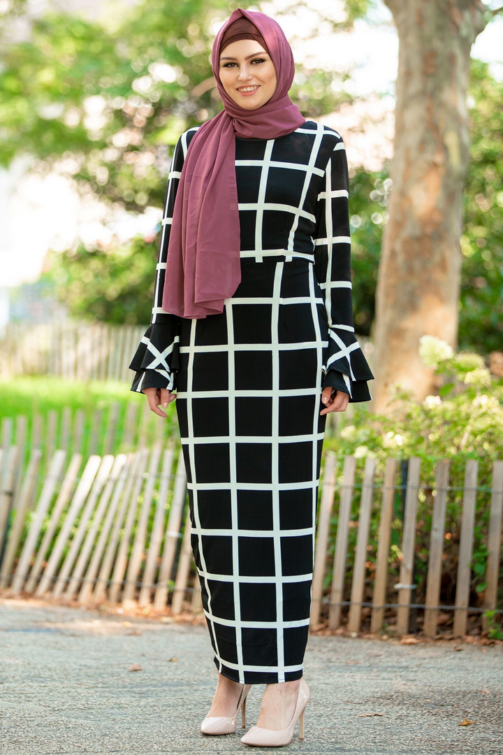 Black and white grid-patterned Bold Lines Ruffle Sleeve Maxi Dress with mauve chiffon hijab