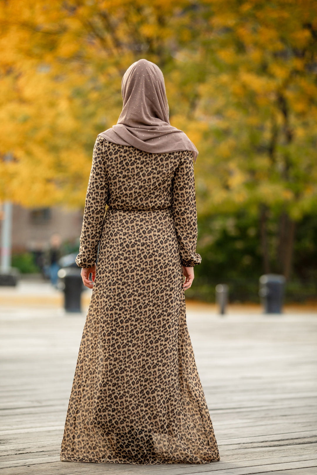 Leopard print maxi dress with hijab and elastic cuffs for stylish modest wear