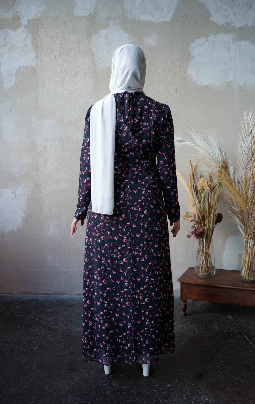 Floral print Navy Floral Ruched Maxi Dress with adjustable ruching and hijab