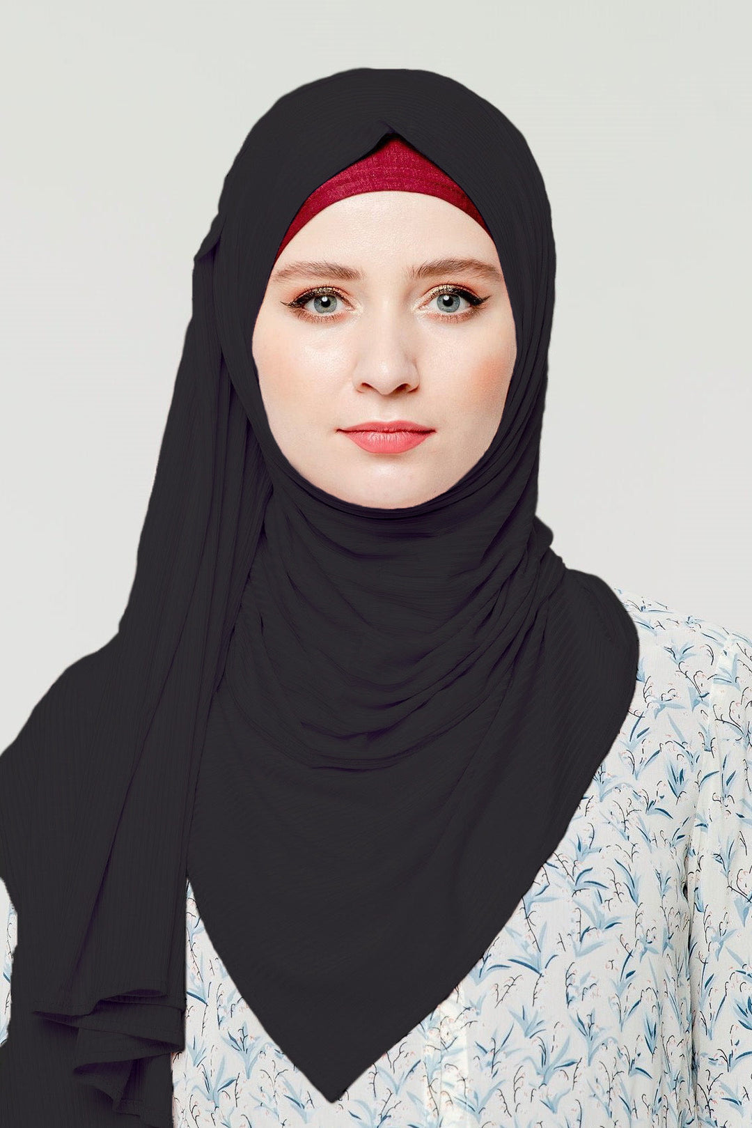 Black Ribbed Jersey Hijab with Red Undercap featuring a stylish ribbed texture