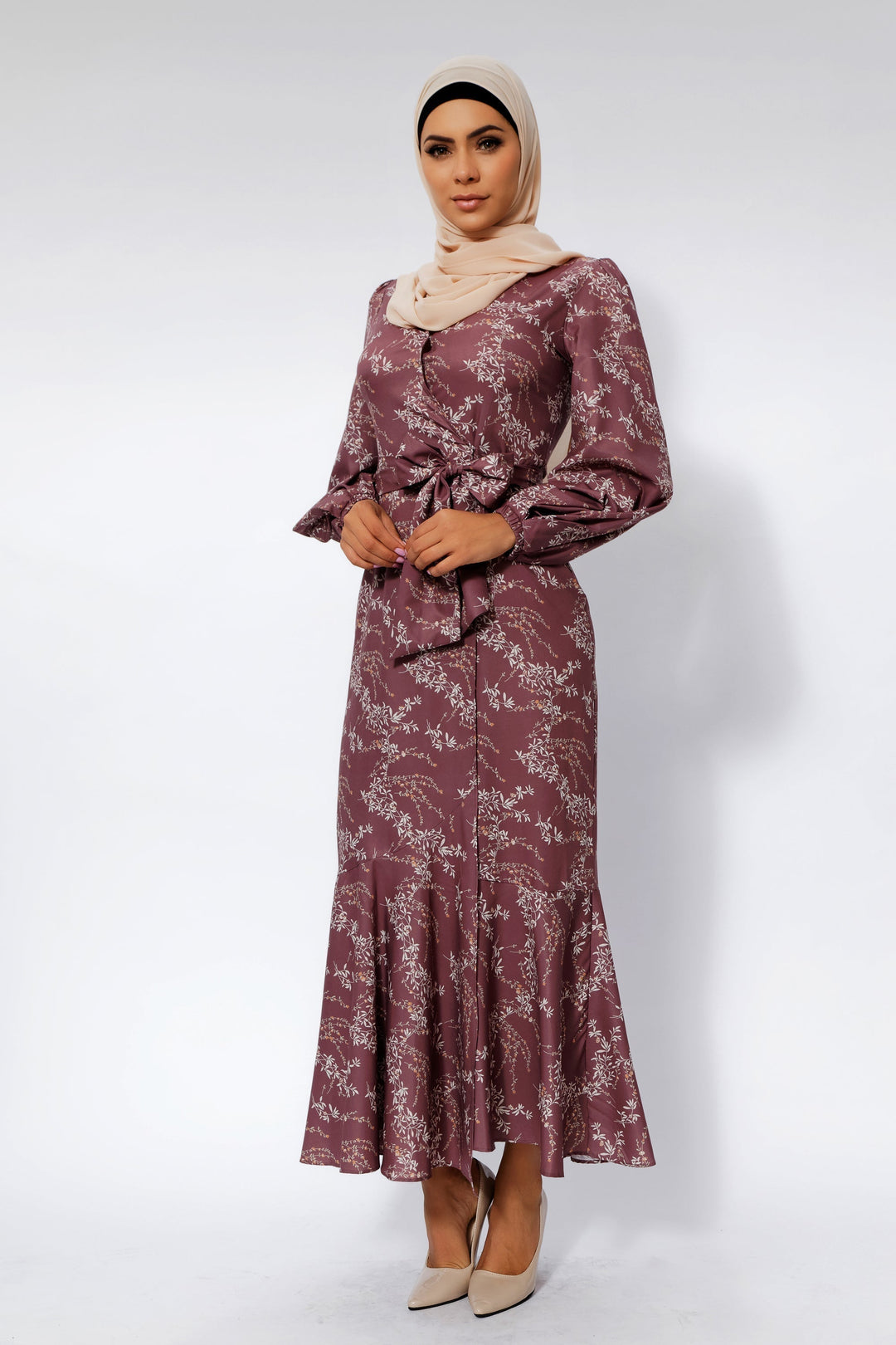 Floral-patterned long-sleeved wrap maxi dress with hijab featuring rose floral ruffle design