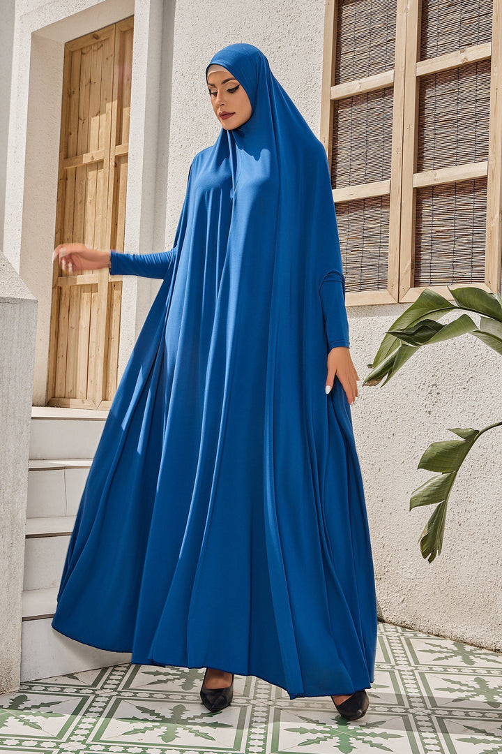 Blue long-sleeved hooded maxi dress made from breathable material for Piece Salah