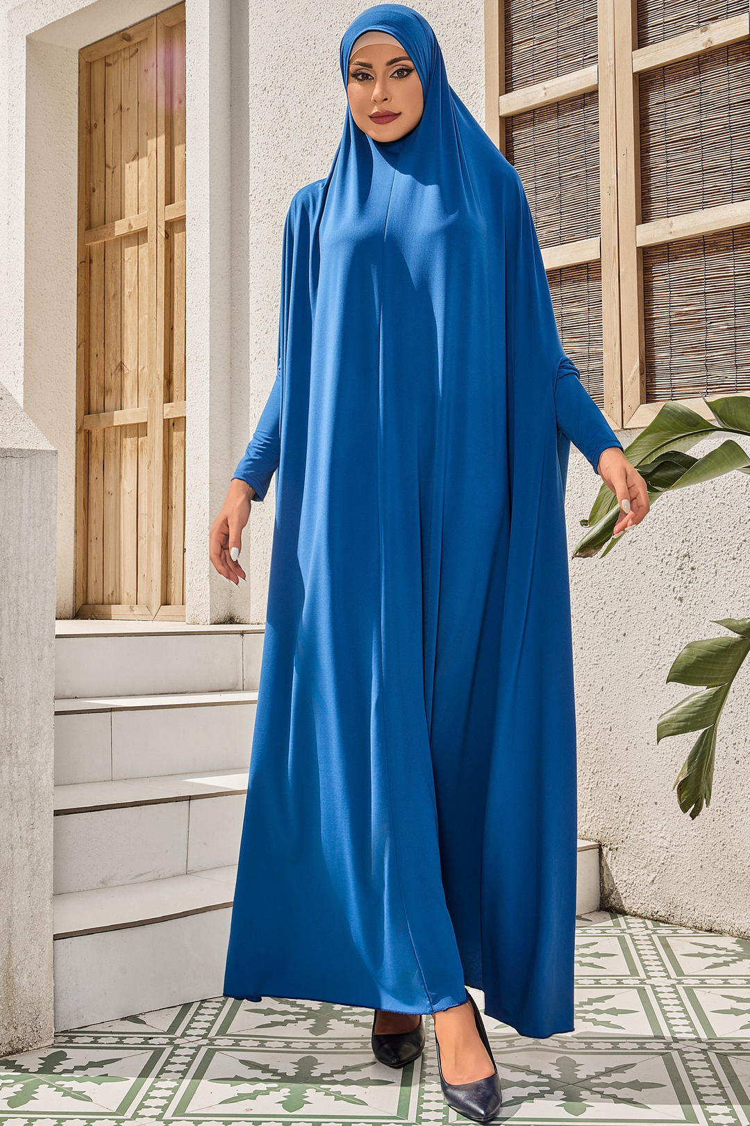 Blue maxi dress with hijab made of breathable material, perfect for piece salah