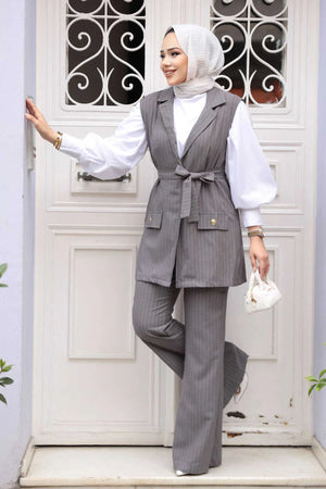 Gray Vest and Pants Suit Set