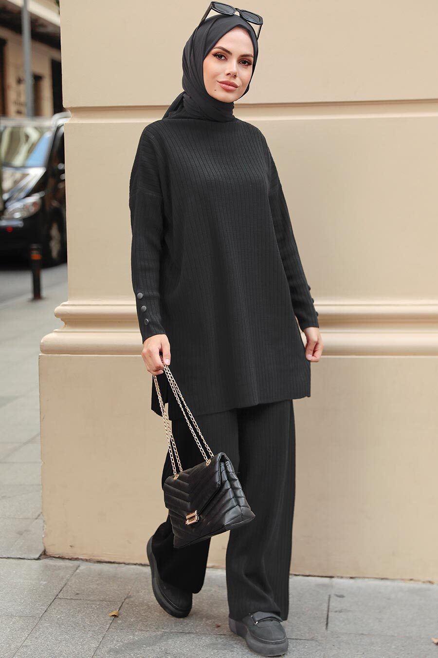 Ribbed Turtleneck Tunic and Pants Set - One Size S-XL / Black