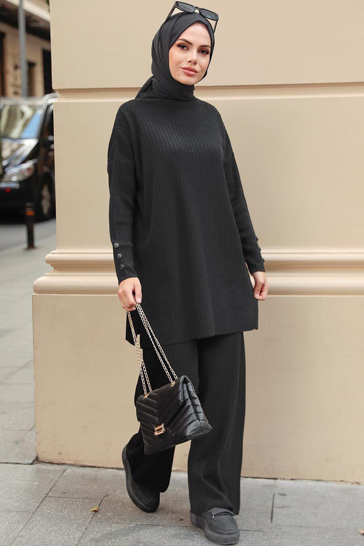 Ribbed Turtleneck Tunic and Pants Set - One Size S-XL / Black