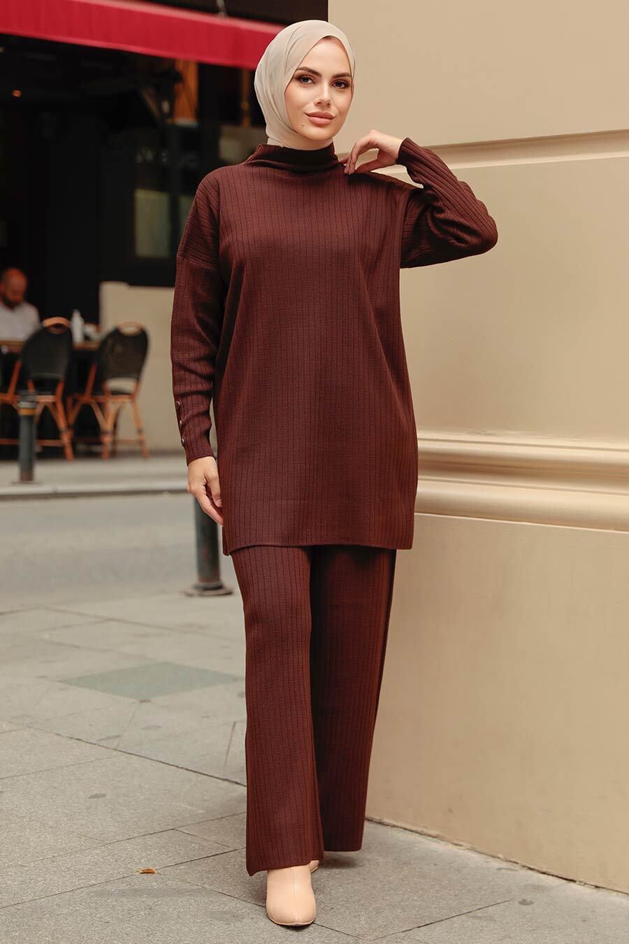 Ribbed Turtleneck Tunic and Pants Set - One Size S-XL / Brown