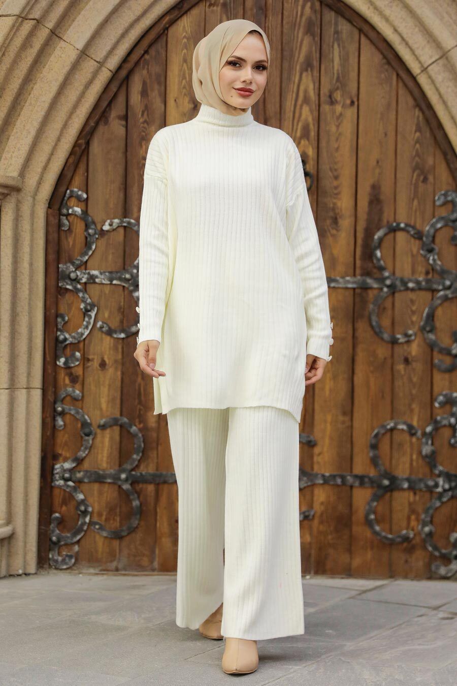 Ribbed Turtleneck Tunic and Pants Set - One Size S-XL / Cream