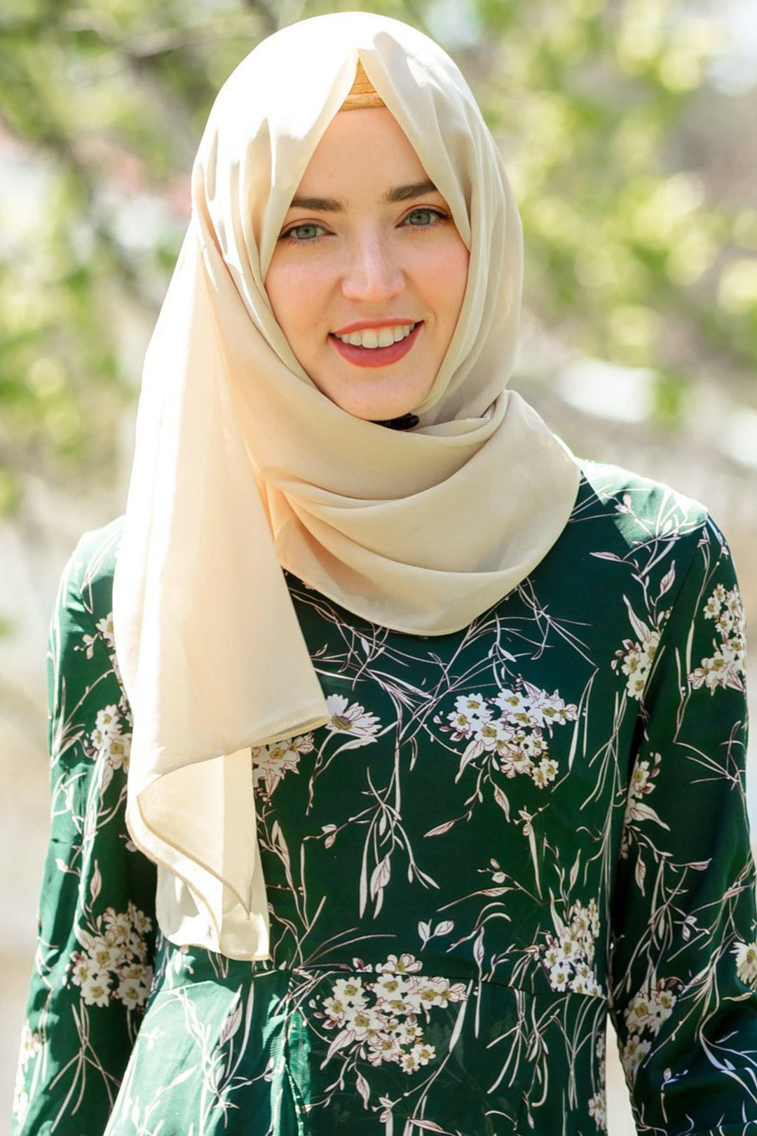 Urban Modesty - Beige Chiffon Hijab