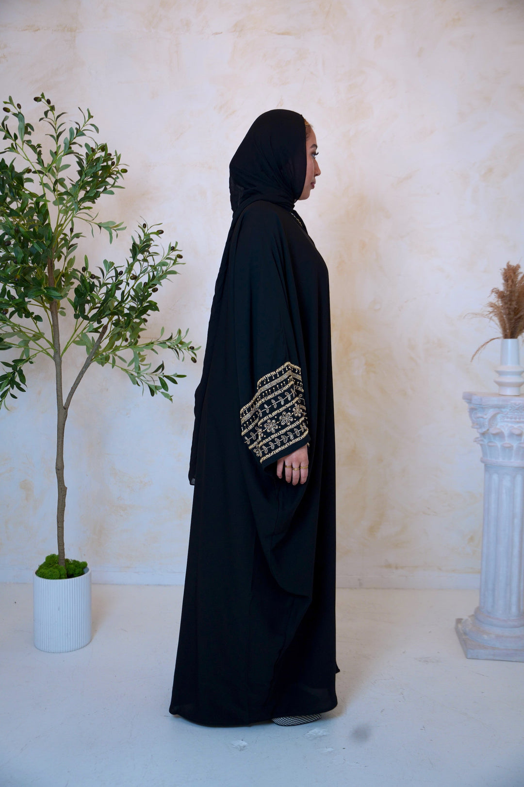 Black Beaded Sleeves Belted Open Front Abaya