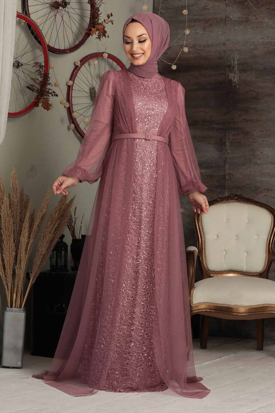 Lace dress 2024 with chiffon overlay