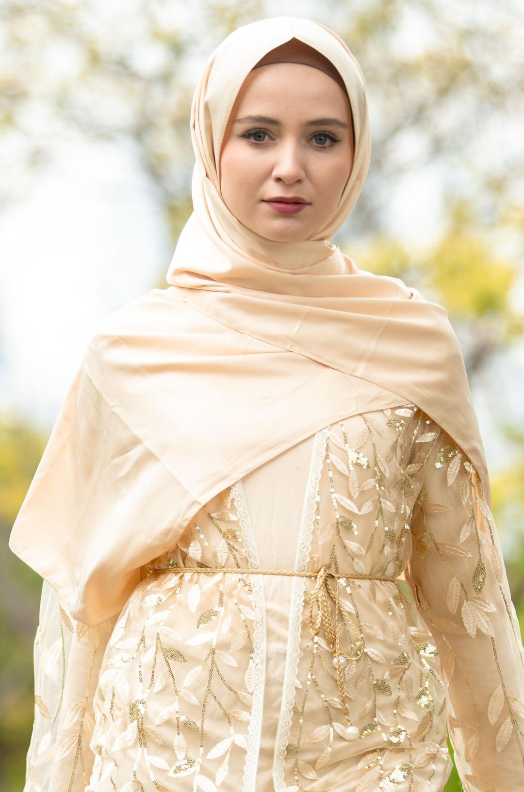 Urban Modesty - Off-White Satin Hijab